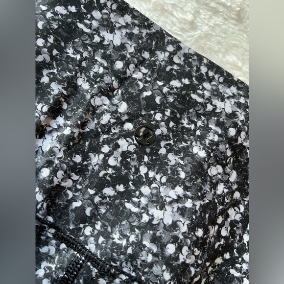 Lululemon confetti Leggings - Picture 1 of 3